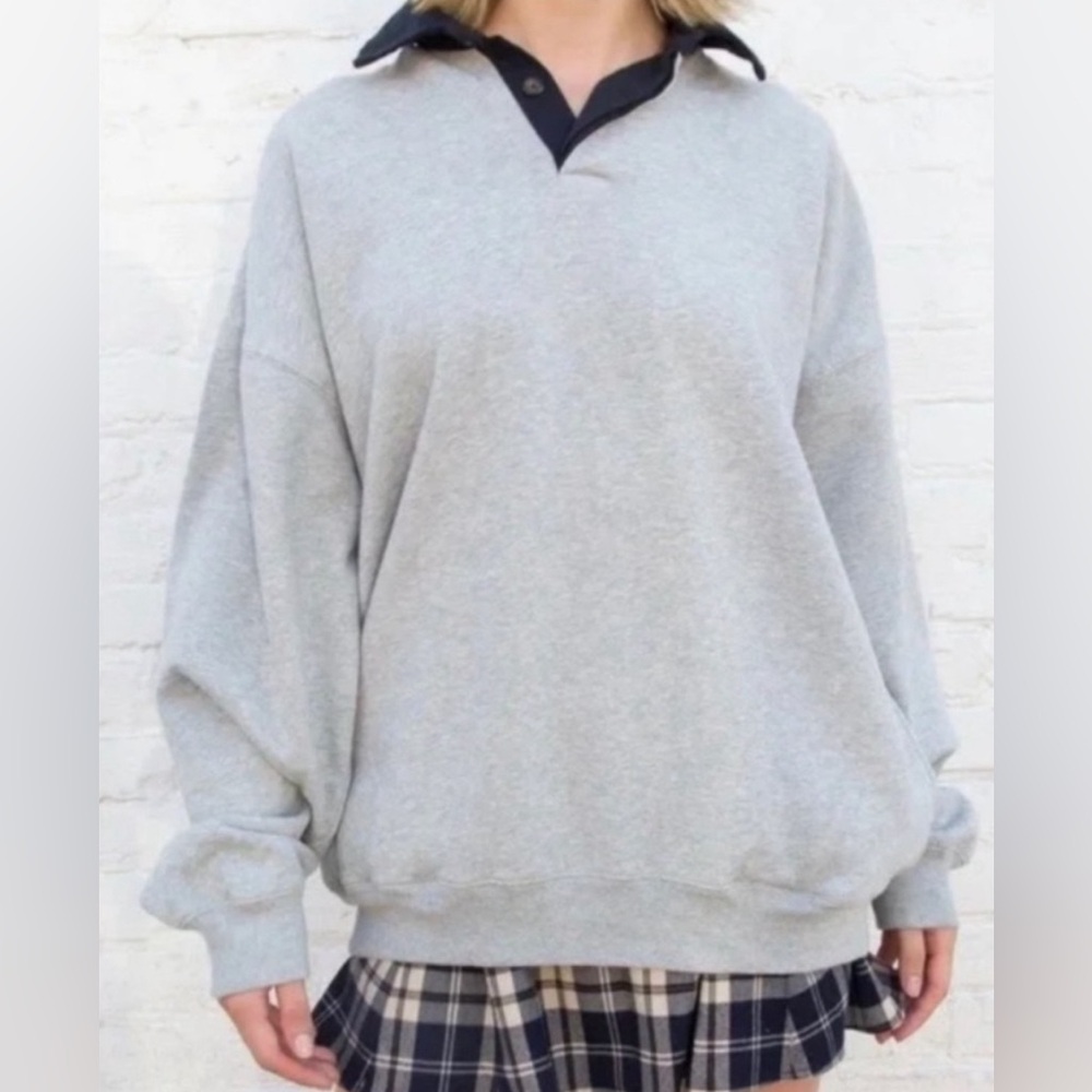 Brandy Melville Archer Crewneck
